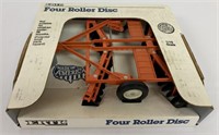 Ertl Four Roller Disc 1/16 scale