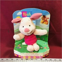 1999 Winnie The Pooh Piglet Plush Doll