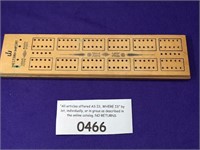 CRIBBAGE BOARD  WOOD WITH PEGS SEE PIC