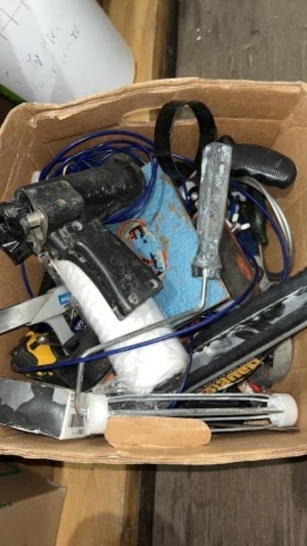 COMMERICAL / RENOVATION / BOBCAT / TOOLS ITEMS AUCTION