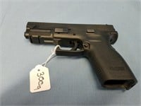 Springfield XD-40 Handgun