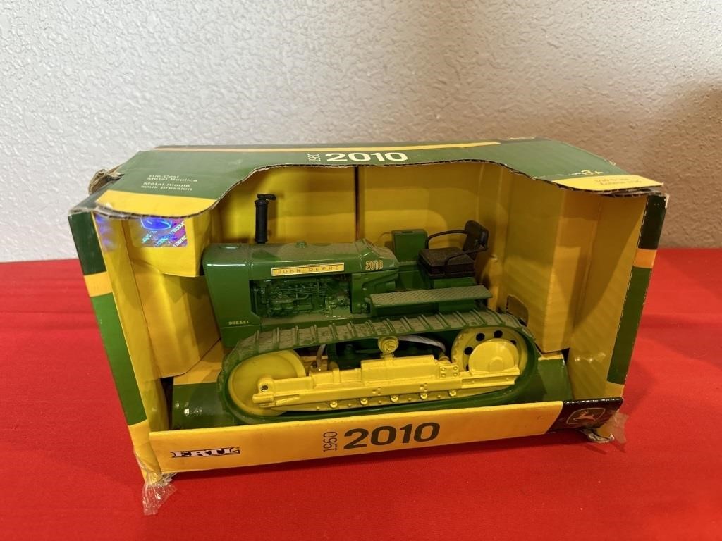 1960 John Deere 2010 Toy Crawler