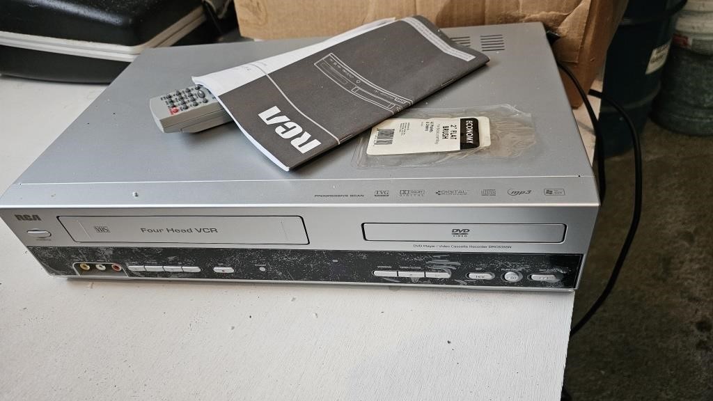 VCR/DVD Combination with Remote