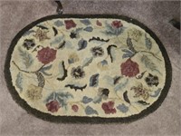 Small Oval Floral Rug 42 x 30