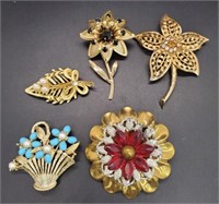 (H) Vintage Goldtone Brooches  (2" to 3" long)