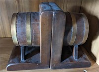 BARREL END BOOK ENDS 10IN