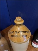 Robt. Matthews Middleton Earthenware Jar, Hey