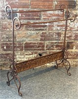 Metal Quilt Rack with Cross Detail 32” x 13.5” x