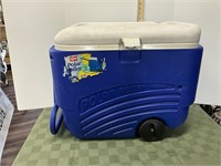 Igloo Cooler with Wheels 60 qt