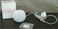 Apple Home Pod Mini, Powers On