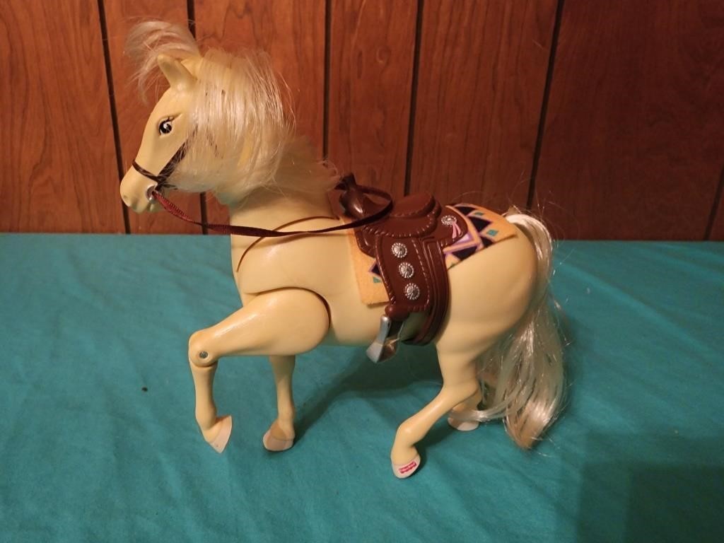 FISHER PRICE LOVING FAMILY SOUNDS TAN HORSE WITH
