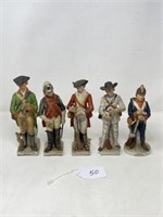 5 Figurines