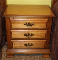 Dixie Saybrook Maple Nightstand