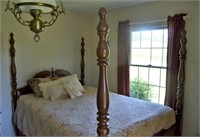 Walnut Four Poster Bed w/matching Pull-Out Trundle