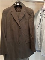 JOS. A. BANK SUIT 44 XL AND 39" WAIST PANTS 44 XL