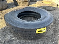 315/80R22.5 Tire