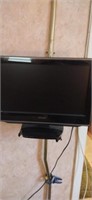 Toshiba 19in DVD/tv combo with remote