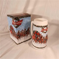 2009 Budweiser Holiday Tradition Beer Stein