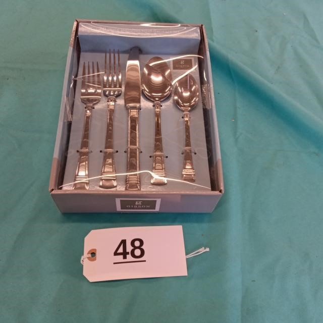 Gibbon 20 Piece Stainless Steel Flatware Set