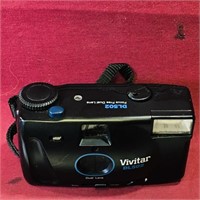 Vivitar VL502 Camera