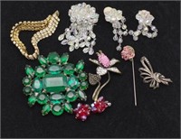 Costume jewellery group