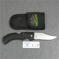Gerber Gator 650 Folding Knife in Sheath