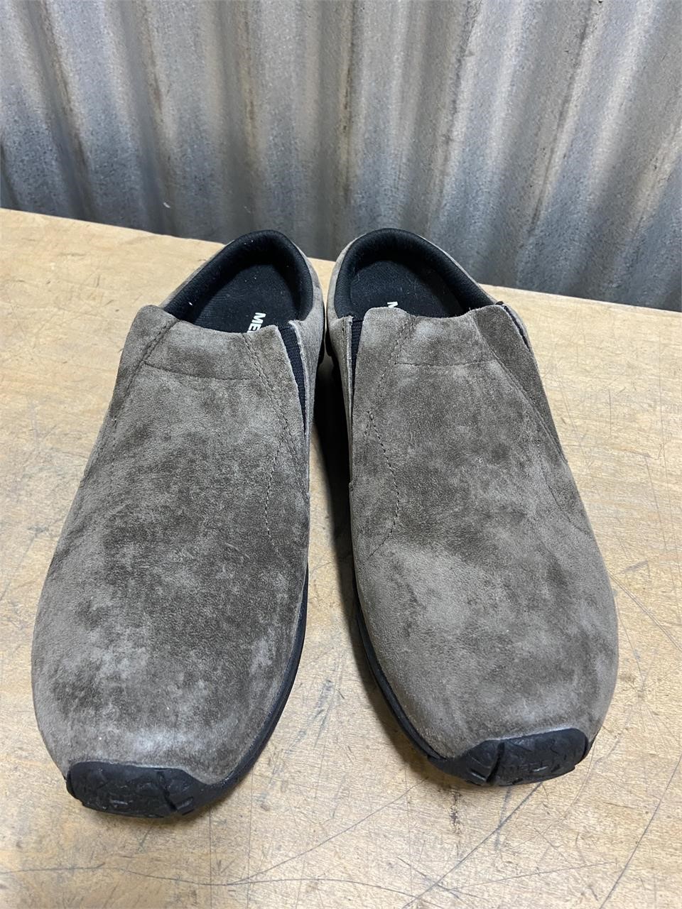 Men’s 9.5 Comfort Slip In Shoes