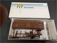 Walthers 40' Stock Car WD End 932-2800