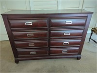 Dresser with 8 drawers 58Lx18Dx43H