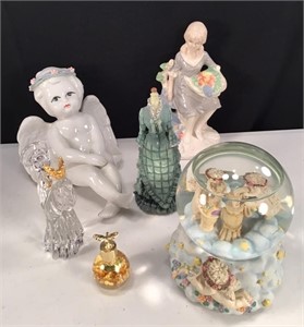 Figurines, Water Globe, & Gold Flakes