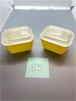 Pair of Pyrex Refrigerator Small Containers
