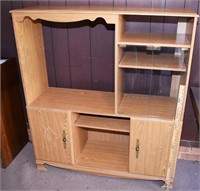 OAK FINISHED MEDIA CABINET