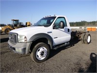 2005 Ford F550 4x4 11' S/A Cab & Chassis