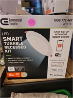 Smart turnable recessed kit