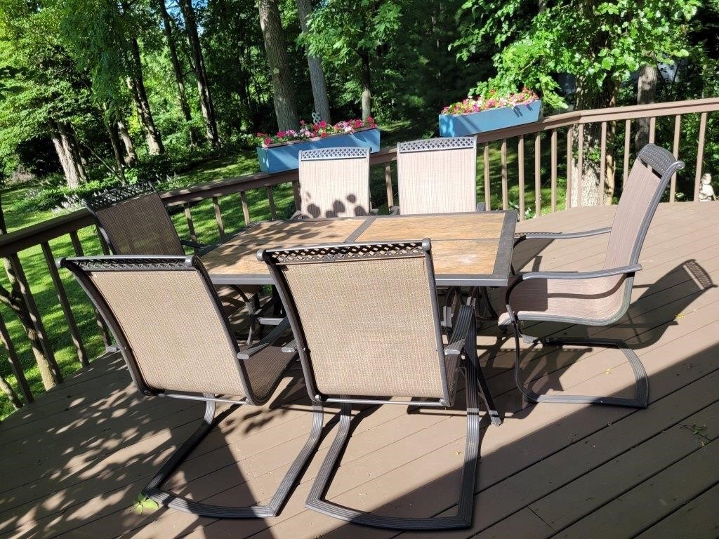 Patio Set with Table and 6 Chairs