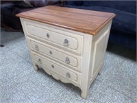 ETHAN ALLEN SMALL WOODEN CHEST OF DRAWERS (17" X