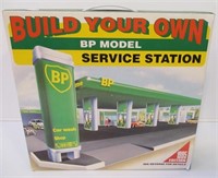 BP Model 1995 edition service station in original