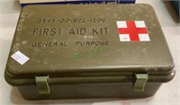 WWII first aid kit - plastic    1733