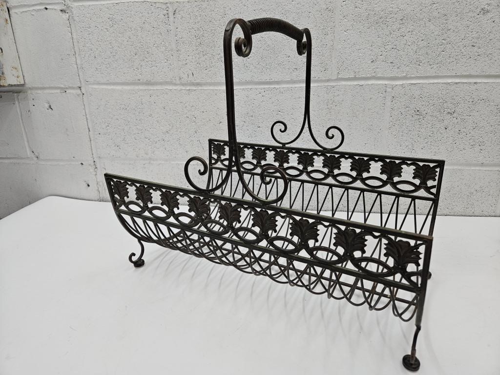 Metal Magazine Rack