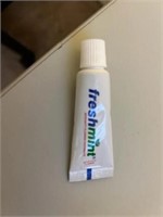Qty of 25 Travel Size Toothpaste NEW