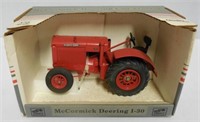 1/16 McCormick Deering I-30 Tractor