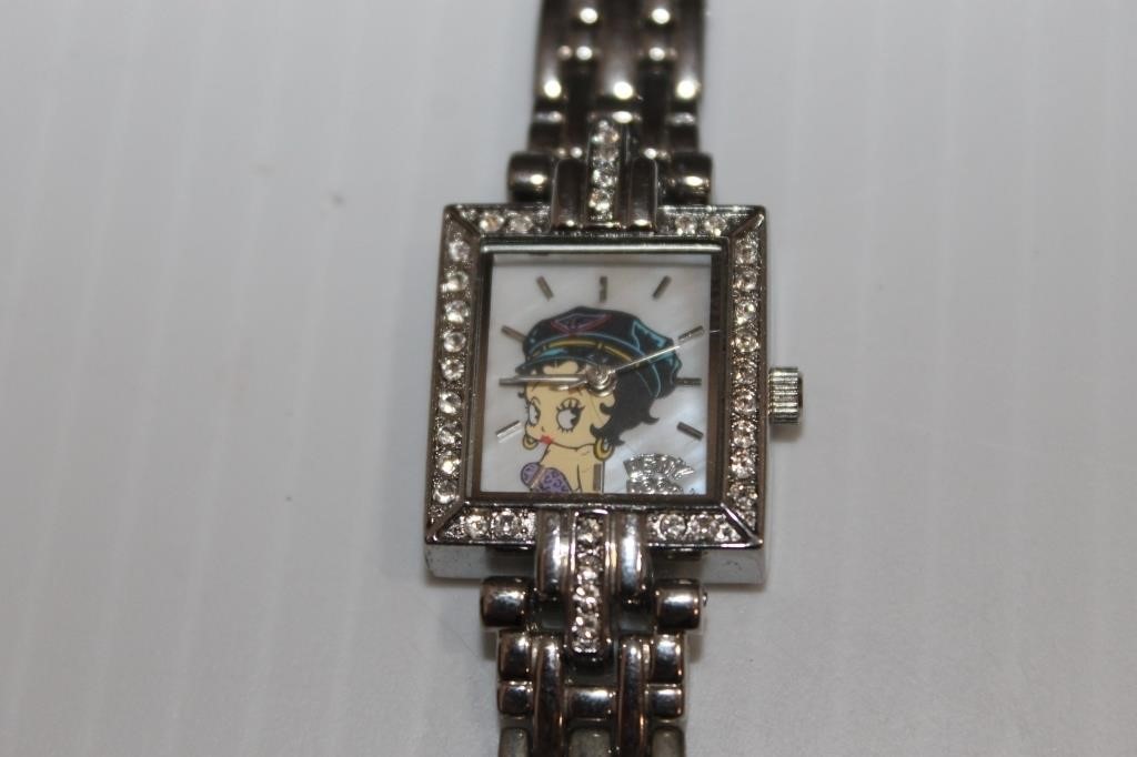 Betty Boop Watch, Working