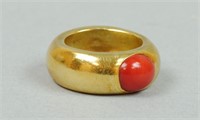 ITALIAN 18K CORAL WIDE BAND RING