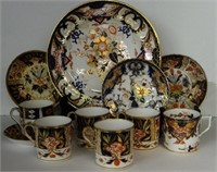 GROUP OF EARLY ENGLISH PORCELAIN IMARI PALLETTE
