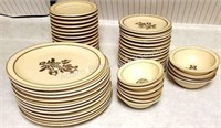 48 pieces vintage Pfaltzgraff - dinner plates,