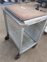 Aluminum rolling tray cart