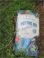 POTTING MIX