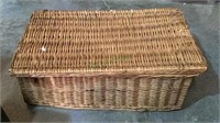 Woven wicker storage trunk with hinge top lid