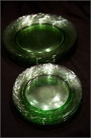 8 x Pyrex Festiva Spring Green Swirl Plates.