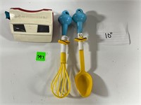 Vtg Duck Kitchen Tools&Viewmaster